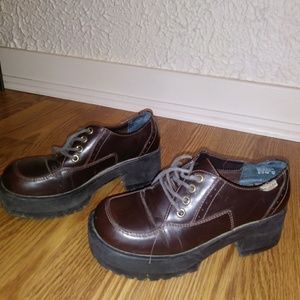 Mudd 90s vintage platforms